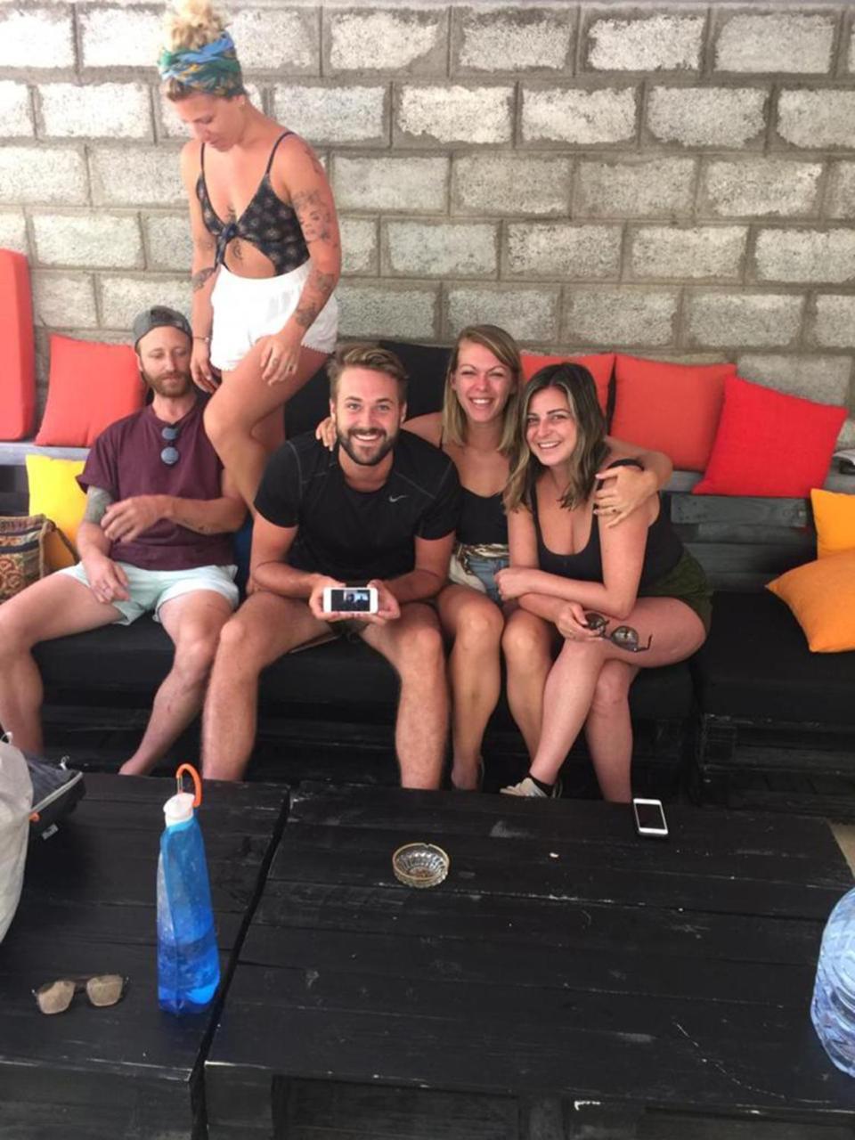הוסטל אלה Bunk Station מראה חיצוני תמונה